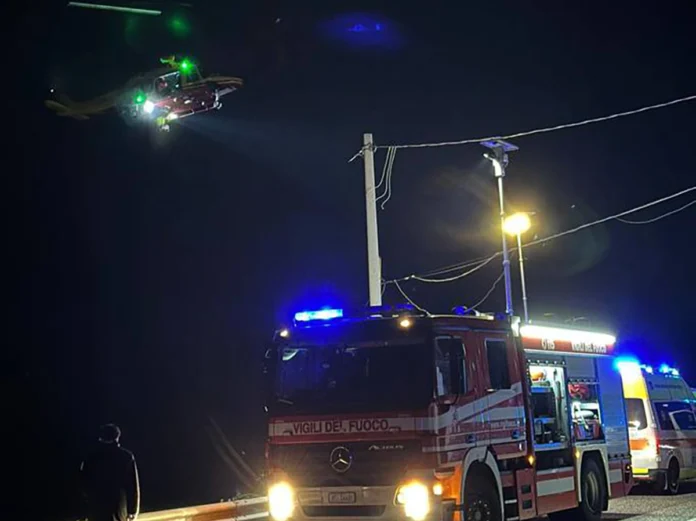 incidente strada del costo roana vigili del fuoco