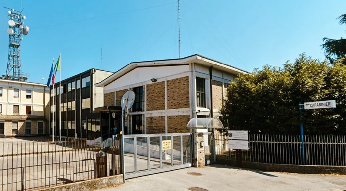 Vicenza, il valore dell’onestà: coppia di anziani ritrova e restituisce zaino con 1.500 euro Coppia anziani Vicenza