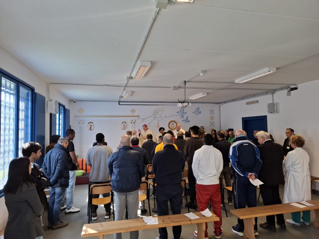 31 marzo 2026, Messa in carcere del vescovo Brugnoro