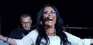 Addio a Cinzia Oscar, voce della canzone napoletana: aveva 63 anni