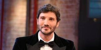 Ascolti tv, doppia vittoria per De Martino con ‘Step’ e ‘Affari tuoi’