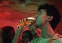 Birra Heineken lancia nuova campagna su scelta analcolica