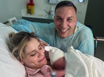 Briga è diventato papà, è nata Allegra: l’annuncio con Arianna Montefiori