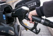 Carburanti, effetto accise: diesel torna sopra i due euro al litro