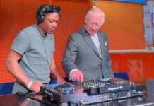 Carlo III cambia ruolo, da sovrano a DJ. E il risultato è incredibile