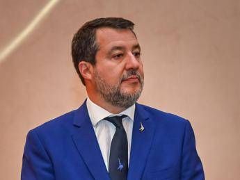 Caro carburanti, Salvini: “Per il gasolio bisogna scendere sotto 1,90 euro al litro”