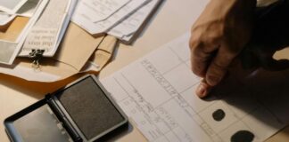 Le verifiche d’identità bloccano i prelievi proprio quando i giocatori hanno più fretta Giocatori, verifiche d’identità
