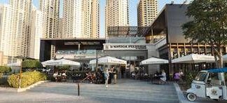 Iran, Antica Pizzeria da Michele in The World: “Missili su nostri ragazzi a Dubai, vogliono rientrare in Italia”