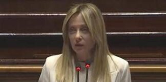 Iran, Meloni: “Crisi tra le più complesse degli ultimi decenni. Governo né isolato né complice di decisioni altrui”