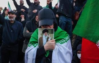 Iran, Teheran conferma morte Khamenei. Nuove esplosioni a Dubai, Doha e Manama