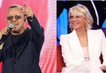 Maria De Filippi a sorpresa al concerto di Gigi D’Alessio, poi l’annuncio: “E’ il nuovo giudice di Amici”
