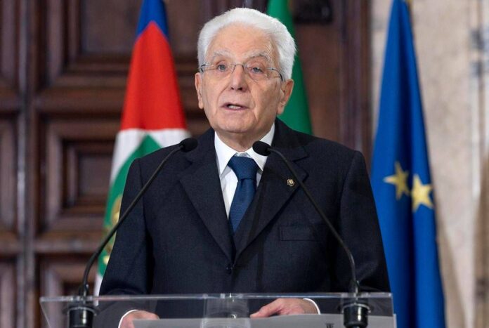 Mattarella: “Lavoro veicolo di democrazia e coesione sociale. Ai giovani va data fiducia ampia e concreta”