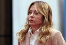 Meloni: “Italia non è Repubblica banane, regole si rispettano”