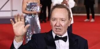 Molestie, Kevin Spacey evita un nuovo processo: ha raggiunto un accordo con gli accusatori