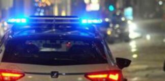 Napoli, 14enne accoltellato nella notte: ricoverato in ospedale