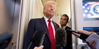 Navi Usa in fiamme e propaganda, Trump: “L’Iran vince le guerre solo con l’IA”