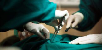 Ospedale sbaglia farmaco, 2 pazienti paralizzati: l’errore choc negli Usa, cosa è successo