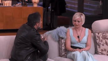 Pietro Delle Piane al Gf Vip, l’abbraccio (e l’addio) con Antonella Elia: cosa è successo