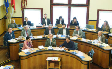 Bilancio Veneto 2026-2028: tra i “macronumeri” della Giunta e le accuse di “fumo” delle opposizioni bilancio veneto