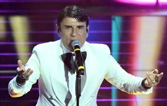 Sal Da Vinci a Napoli, festa di piazza per vincitore Sanremo