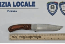 Controlli antidroga a Vicenza, Possamai e Parolin: «Contrasto allo spaccio in centro e nei quartieri» Coltello sequestrato durante controlli antidroga della Polizia locale di Vicenza