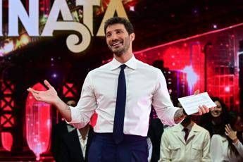 Stasera tutto è possibile, mercoledì 25 marzo: gli ospiti e il tema di oggi