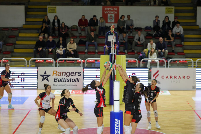 Volksbank Vicenza Volley a muro col Cerea (foto Giuseppe Bortolan)