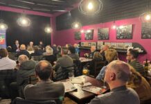 Referendum sulla giustizia, dibattito ad Arzignano: Maltauro (sì) e Ghiotto (no), ha moderato Coviello con organizzazione di Sterle Enoteca Palladio ad Arzignano: dibattito sul referendum sulla giustizia (da sinistra Jacopo Maltauro, Giovanni Coviello e Benedetta Ghiotto