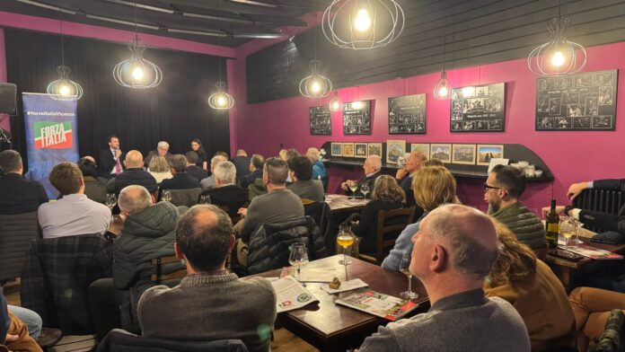 Enoteca Palladio ad Arzignano: dibattito sul referendum sulla giustizia (da sinistra Jacopo Maltauro, Giovanni Coviello e Benedetta Ghiotto