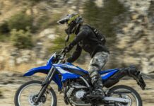 Yamaha WR125R arriva nelle concessionarie