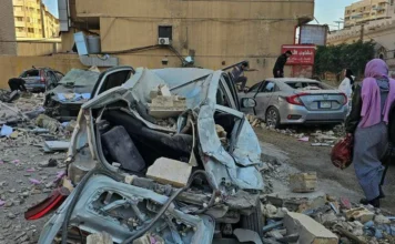 Iran sotto attacco, Teheran risponde ai missili. Israele colpisce il Libano: oltre 30 morti a Beirut iran