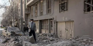 Iran, apocalisse a Teheran: il nuovo attacco di Usa e Israele