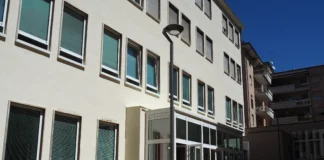 Vicenza, il paradosso dei cantieri comunali: trionfi al Palazzo del Territorio e rivolta in via Torino