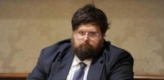 Adinolfi denuncia ‘Le Iene’: “Contro di me agguati ad personam”