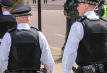 Dopo tentato stupro non viene espulso, migrante arrestato per nuova violenza: il caso in UK