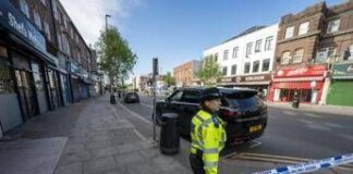 Due accoltellati a Londra, il governo britannico stanzia 25 milioni per sicurezza comunità ebraiche