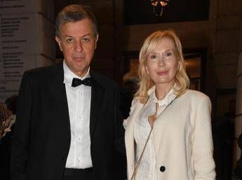 Ex parlamentare Lusetti e moglie su caso Claudia Conte: “Noi separati dal 2018”