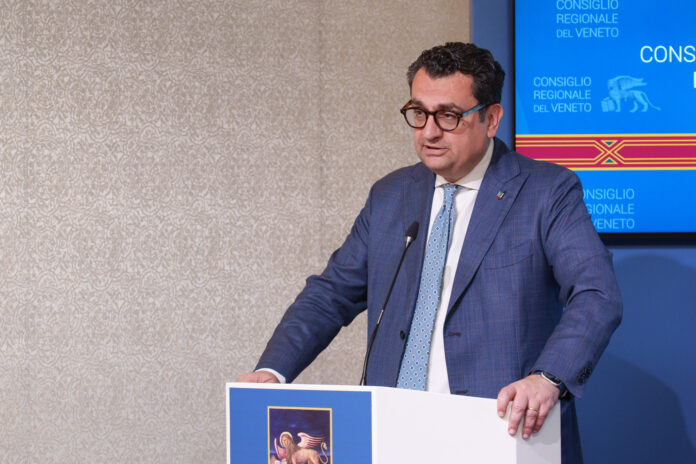 Fondazione Studi Universitari Vicenza rucco confindustria export italia