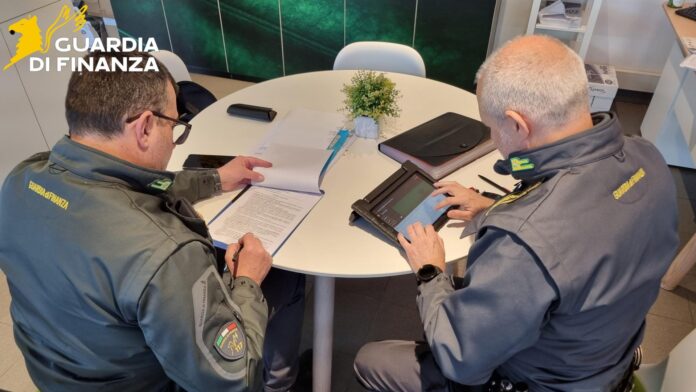Guardia di Finanza di Vicenza, controlli su 29 distributori di carburante Guardia di Finanza di Vicenza, controlli su 29 distributori di carburante