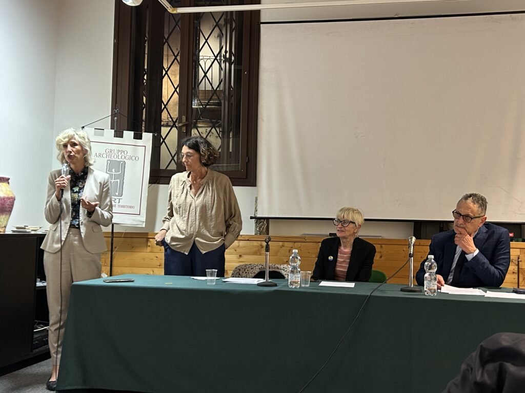L'ìncontro sulla Legge Merlin: "salutato" da Isabella Sala il confronto tra Rossella Menegato, Pia Covre e Paolo Mele
