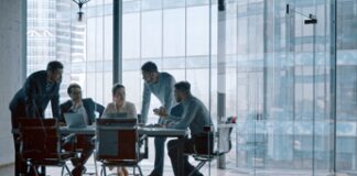 Imprese, Confindustria: nel 2025 reti in crescita, +7,6% contratti e +5,2% aziende