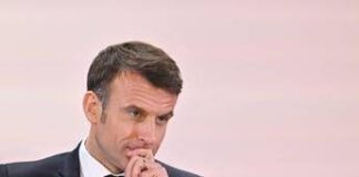 Macron, addio alla politica: “Lascio quando scade mandato da presidente”