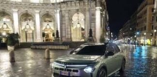 Nuova Lancia Ypsilon Turbo 100, torna il benzina manuale