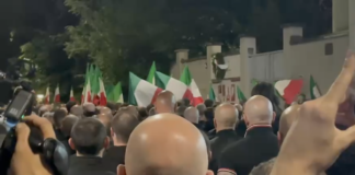 Milano, il corteo per Sergio Ramelli finisce con i saluti romani Saluti romani a fine corteo per Ramelli a Milano