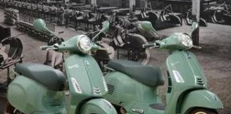 Vespa festeggia 80 anni tra storia, stile e identità