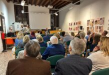 “Legge Merlin a Vicenza”, sala piena ai Proti: Rossella Menegato e Pia Covre protagoniste, Paolo Mele più tecnico, saluti di Isabella Sala Legge Merlin a Vicenza, l'incontro ai Proti