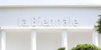 Biennale Arte, giuria esclude Russia e Israele dai premi: “Niente a chi è accusato di crimini contro l’umanità”