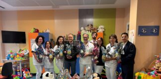 Pasqua nei reparti pediatrici del Veneto: anche a Vicenza SIM Carabinieri portano uova ai bambini ricoverati in ospedale pasqua carabinieri