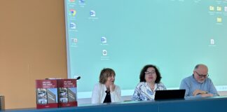“Un liceo per Thiene”, stasera al Fonato il libro sul Corradini con gli autori e il prezzo speciale per una serata di emozioni Un liceo per Thiene, la dirigente drssa Marina Maino tra i coordinatori dell'opera prof.ri Raffaella Corrà e Daniele Fioravanzo (foto ViPiu.it)