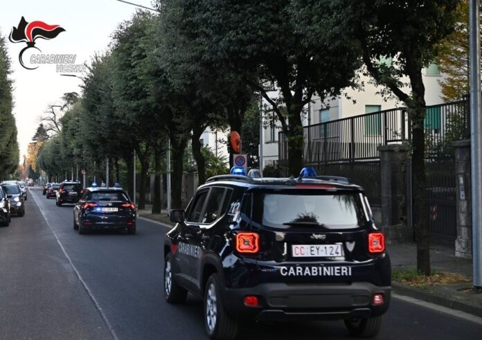 7 - SCHIO STAZIONE-carabinieri carabinieri schio